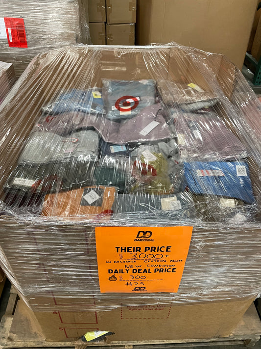 LOT #25 Wholesale Pallet of BRAND NEW Clothing!  Mostly Womens/Adult (Retail Over $3000+)) Pickup Only!